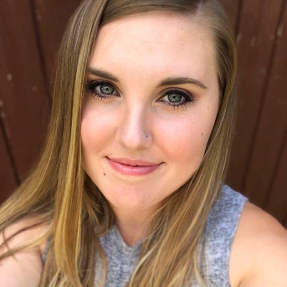 Meet your Posher, Julianna